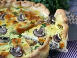 przepis Tarta z pieczarkami i dynią hokkaido