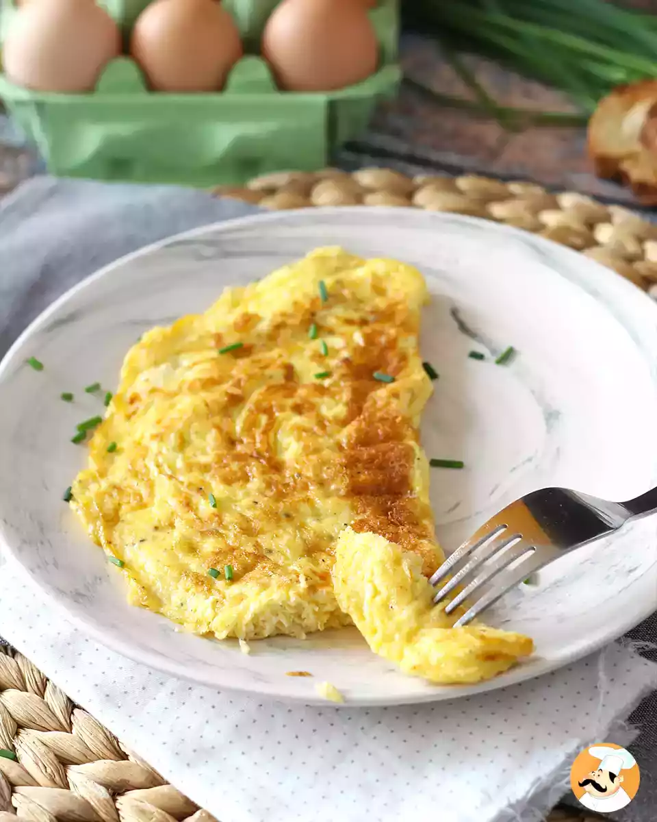 4. Omlet serowy