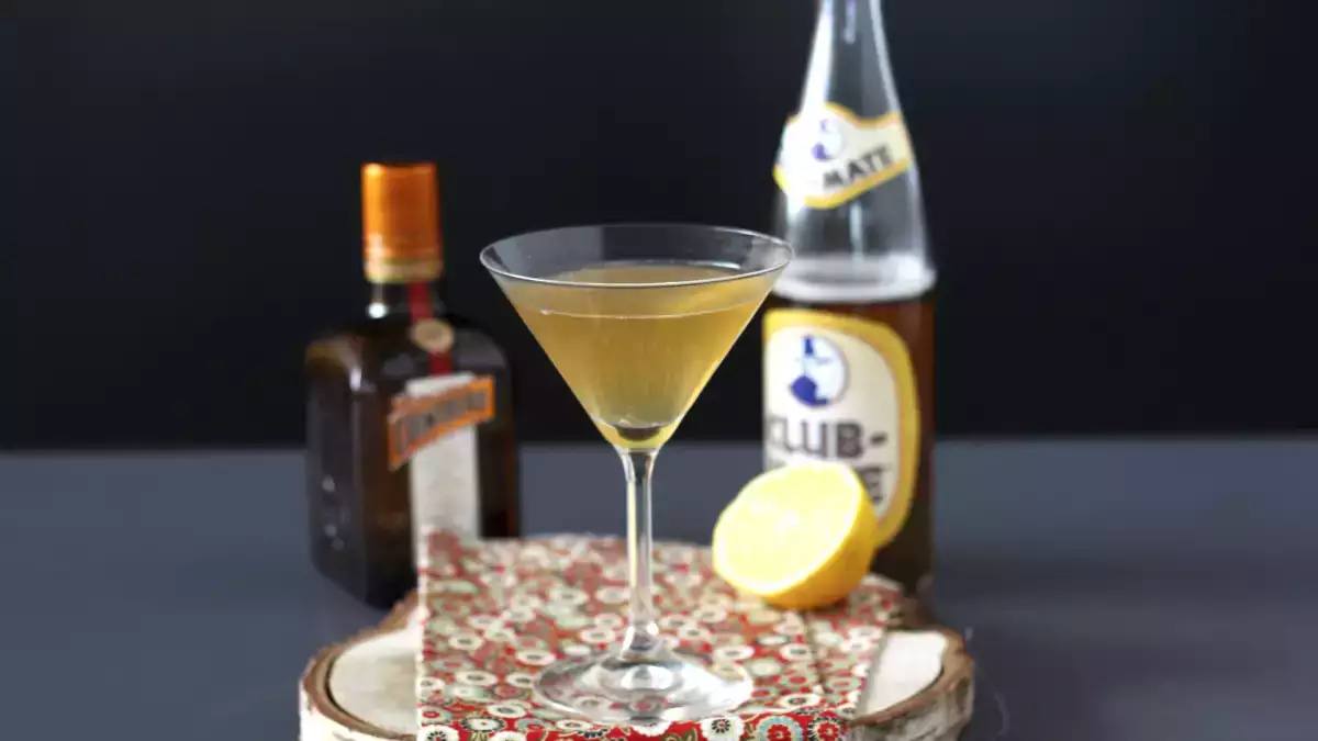 Cointreau Fizz (Francja)