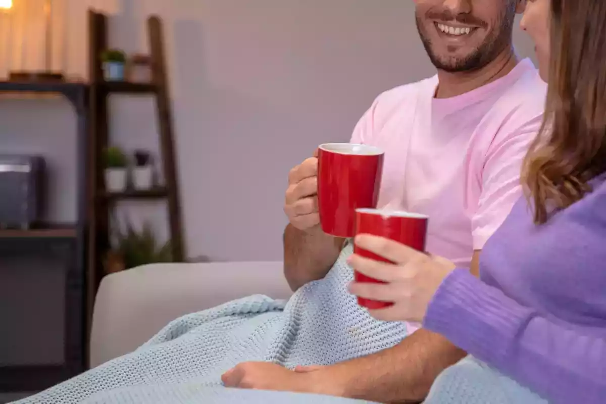 Chcesz urozmaicić swoje wieczory? Wypróbuj tę cudowną herbatę o nieoczekiwanych właściwościach!
