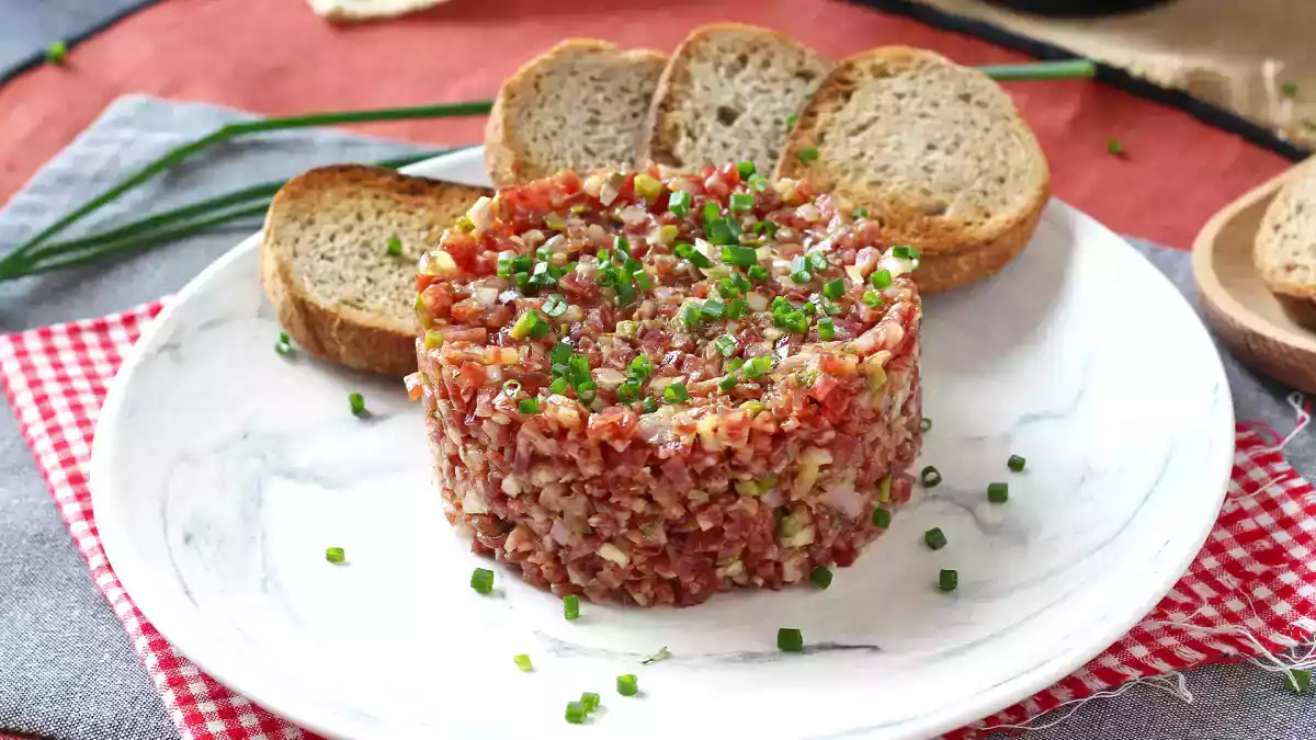 7 zimnych przystawek idealnych na letnie kolacje na świeżym powietrzu
