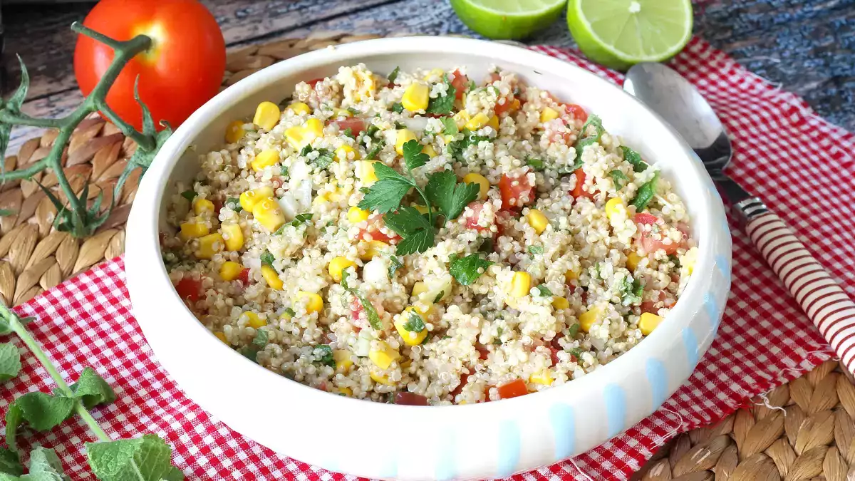 18 lekkich przepisów, które oszczędzą żołądek między imprezami bez poświęcania smaku