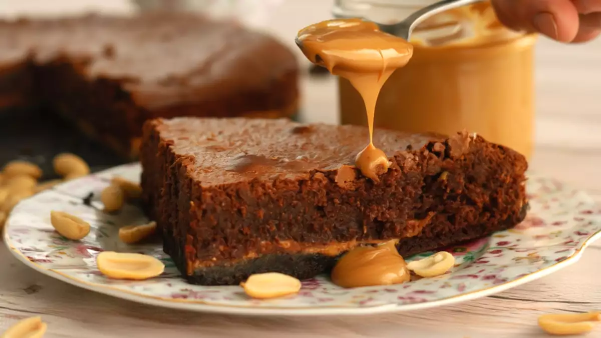 16 przepisów z orzeszkami ziemnymi, które odmienią sposób gotowania (i zaskoczą tych, którzy ich spróbują)