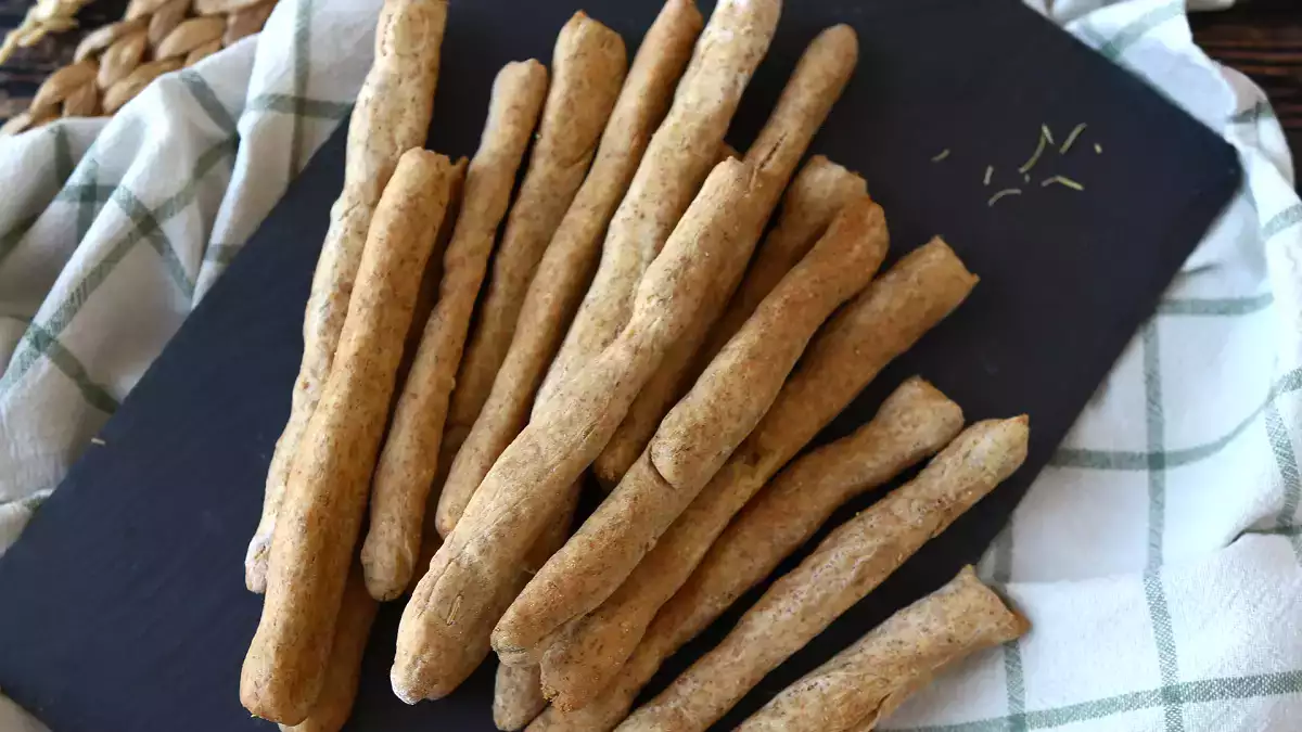 9 smacznych i chrupiących pomysłów do podzielenia się: proste przystawki, które zamienią każdy wieczór w małe wydarzenie