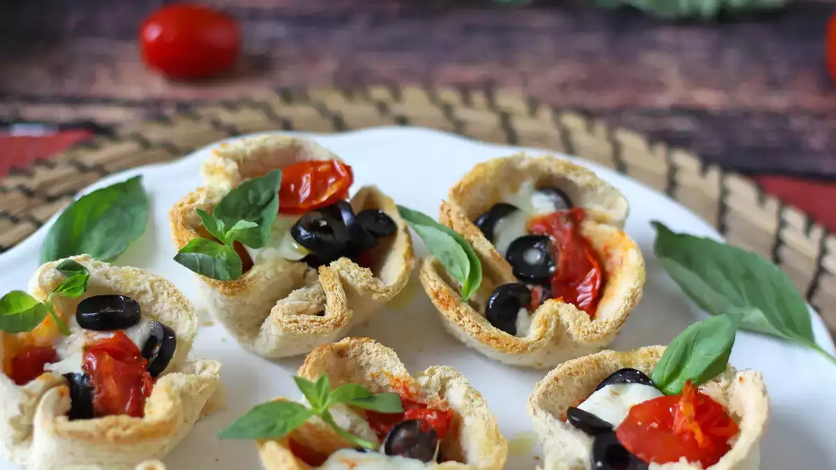 Chrupiące koszyczki z bekonem: prosta przekąska, która robi furorę (gotowa w 20 minut!)