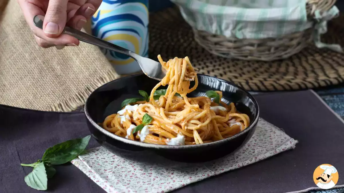8 przepisów na pierwsze danie z burratą, stracciatellą i mozzarellą, dzięki którym każdy lunch będzie naprawdę smaczny