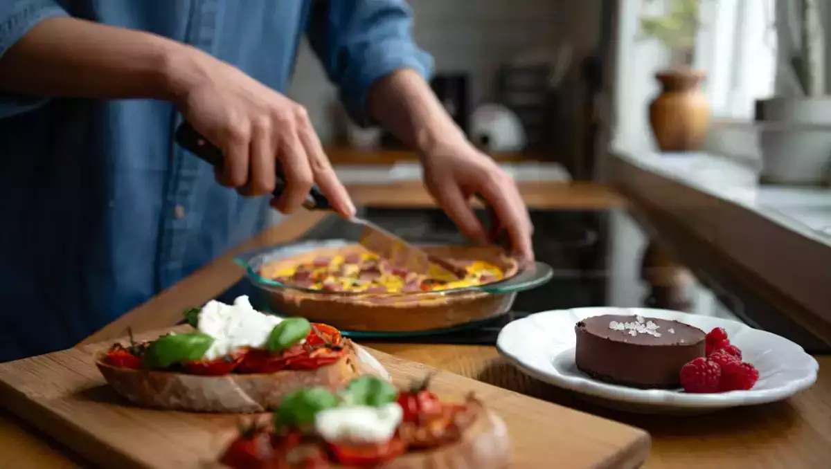 Codzienny menu, 14 czerwca: smakowita bruschetta, quiche i mus czekoladowy