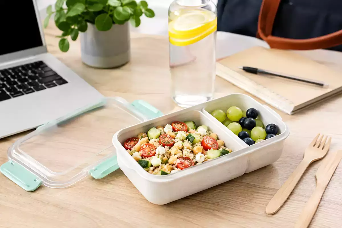 Pudełko na lunch na początek roku szkolnego: jak uniknąć intensywnych zapachów w biurze lub w szkole