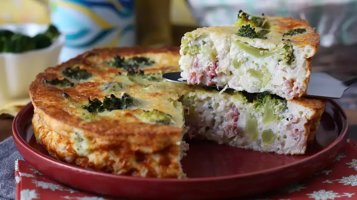 6 przepisów na quiche bez ciasta tak kuszących, że zechcesz wypróbować wszystkie (a nie tylko jeden)