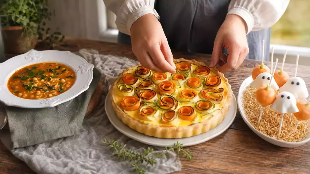 Menu dnia, 31 października: wegetariańska chorba, warzywna quiche i halloweenowe cake pops