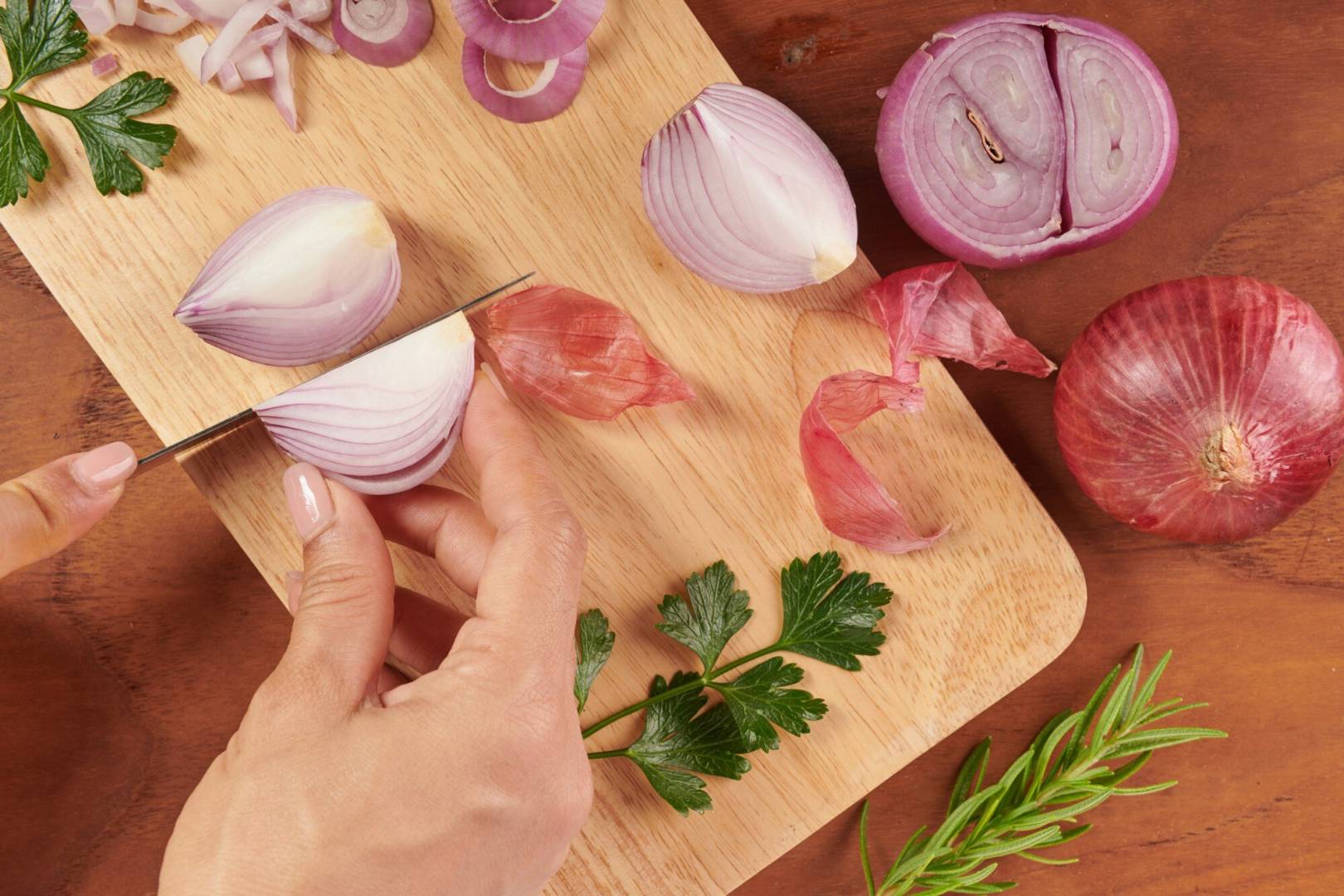 Świeży oddech po cebuli? Odkryj 6 super skutecznych naturalnych środków!