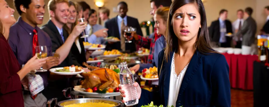 Boże Narodzenie, panettone, imprezy firmowe... czy można zachować równowagę, nie stając się przy tym upierdliwym dietetykiem?