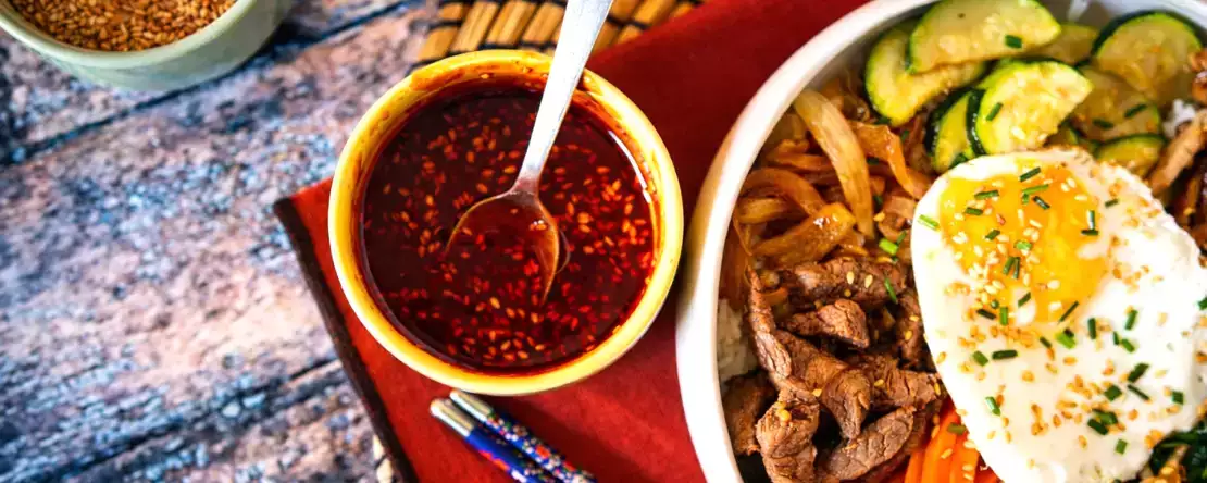 Jak używać gochujang: koreańskie czerwone ciasto i 7 przepisów na jego pierwsze użycie