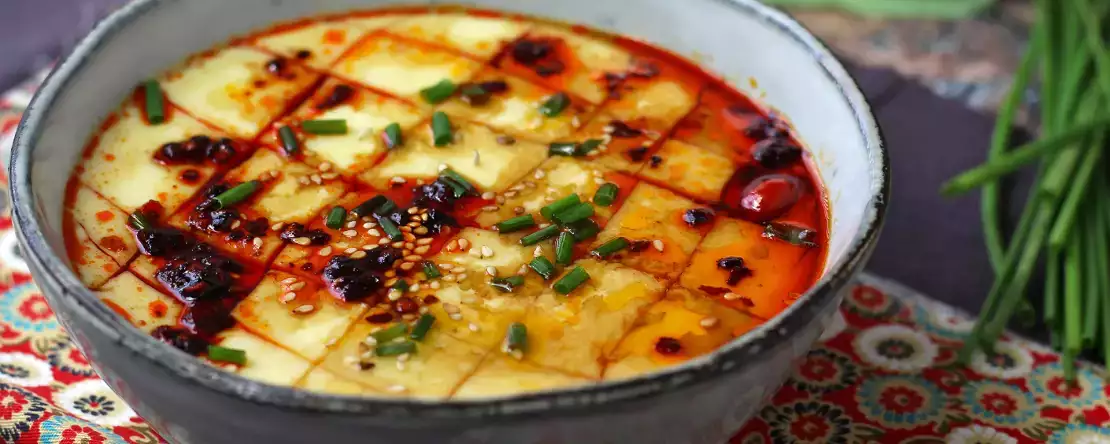 13 azjatyckich przepisów do wypróbowania w domu dzięki sprytnym sztuczkom kulinarnym