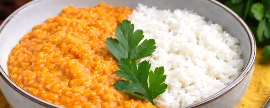 Czerwona soczewica: jak ją ugotować i 5 przepisów, aby jak najlepiej ją wykorzystać