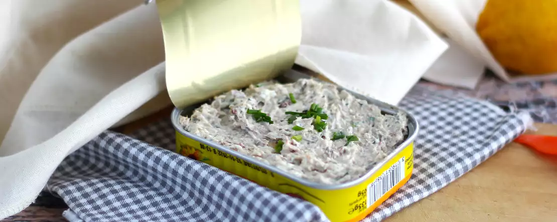 5 prostych sposobów na wydobycie tego, co najlepsze z sardynek w puszce