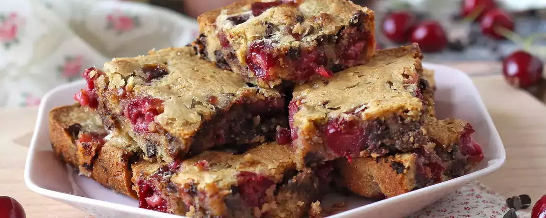 10 idealnych wiosennych ciast, które sprawią, że każde popołudnie będzie słodsze