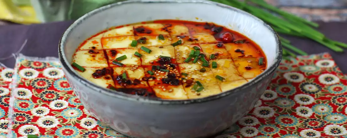 Wygląda jak flan, ale nie jest słodki: 4 pikantne przepisy, które mylą oko i zaskakują