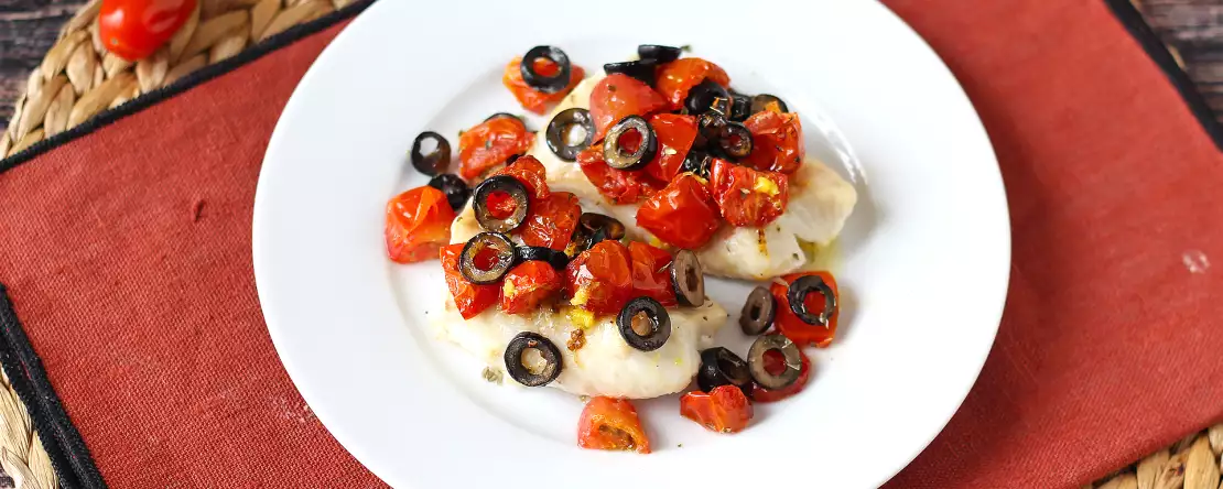 Masz w szafce oliwki? Oto jak zamienić je w 28 przepisów, którym nie można się oprzeć