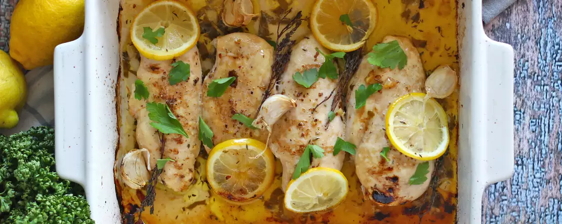 11 przepisów na kurczaka, którym nie można się oprzeć i które zawsze są hitem niedzielnego obiadu