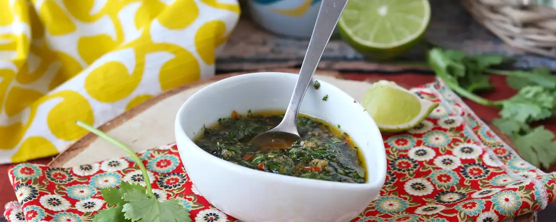 Chimichurri, argentyński sos, który zasługuje na swoje miejsce podczas grillowania: składniki i trzy wskazówki, jak go dobrze przygotować