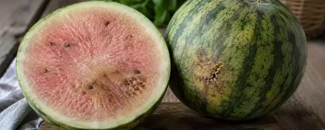 Jak rozpoznać arbuza, który nie jest dobry? Nasze najlepsze porady!