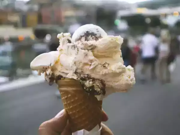 Gelato vs. lody: co je odróżnia i które są zdrowsze?