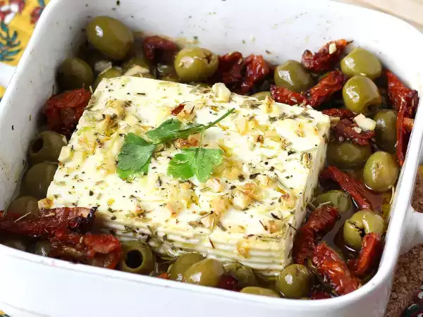 15 przepisów z serem feta: najsmaczniejsze pomysły