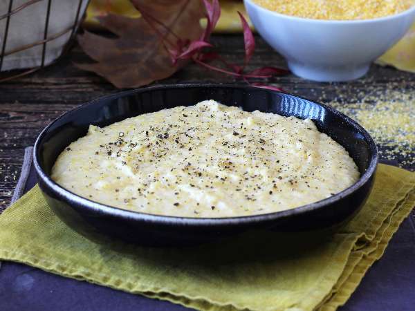 Sekret idealnej kremowej polenty? To nie tylko woda, ale specjalny składnik!