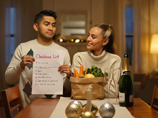 Wszystko, co można przewidzieć na kolację wigilijną, aby uniknąć stresu (i zaoszczędzić czas i pieniądze)