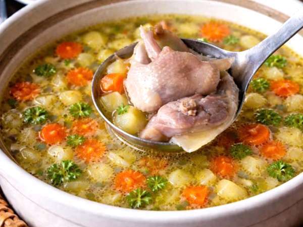 Wyrzucasz części kurczaka (nie wiedząc o tym), które mają najwięcej kolagenu, smaku i niesamowitych przepisów