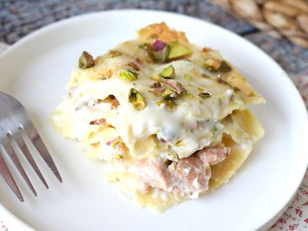 Niedzielny obiad: 50 przepisów, którym nie można się oprzeć, między tradycją babci a nowoczesną kuchnią