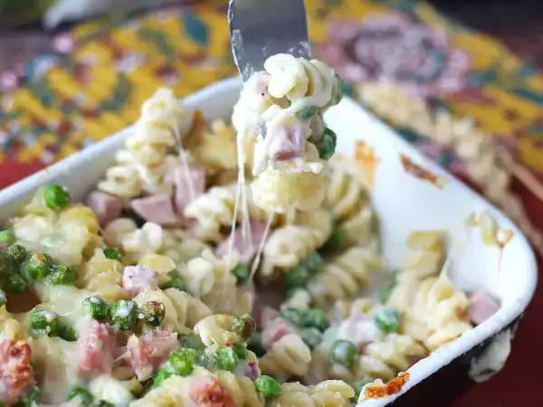 Suchy i ciężki zapiekany makaron? Prawdziwy błąd, który popełniają wszyscy (i jak osiągnąć idealną kremowość)