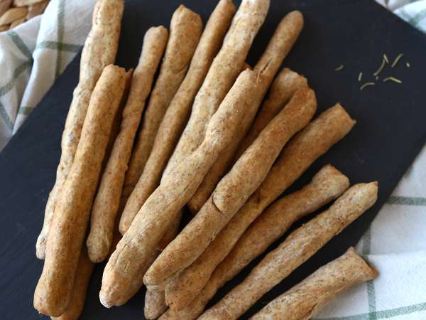 9 smacznych i chrupiących pomysłów do podzielenia się: proste przystawki, które zamienią każdy wieczór w małe wydarzenie