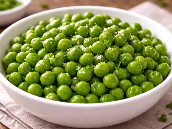 Jak gotować świeży groszek? Wskazówki, jak sprawić, by był delikatny i zielony
