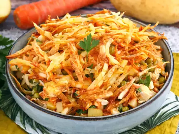 Nie tylko na lato: 10 zdrowych, szybkich i kolorowych sałatek wiosennych