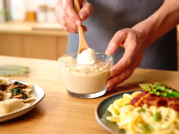 Codzienny menu, 17 czerwca: pyszne pierożki, kremowy makaron i domowy skyr