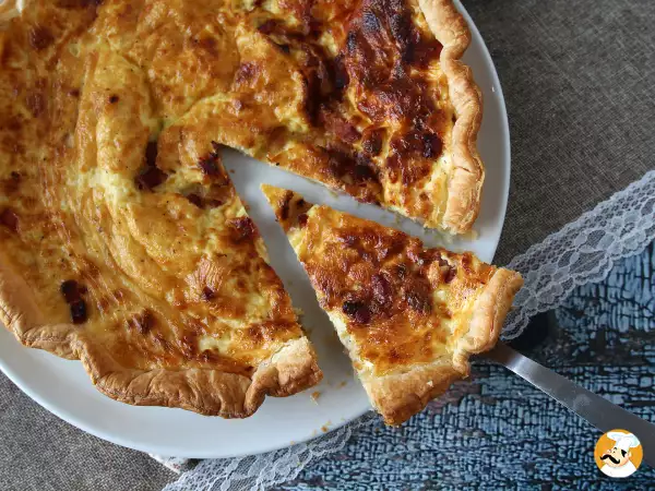 Jak zapobiec wydzielaniu się wody z quiche’a: proste kroki, dzięki którym ciasto nie będzie rozmokłe, a potrawa nie będzie wilgotna