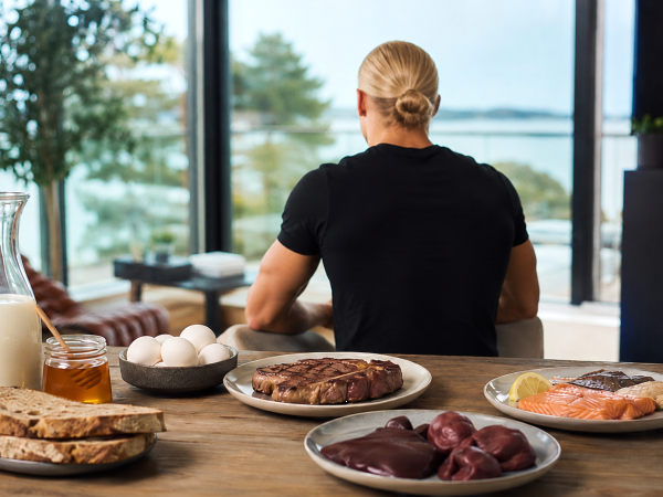 Co zawiera dieta Erlinga Haalanda o wartości 6 000 kalorii: menu, które zasila norweskiego giganta