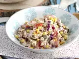 Artykuły: 7 przepisów na sałatki ryżowe, które odświeżą letnie menu