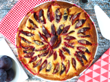 Artykuły: Tarta ze śliwkami w brioszce, którą będziesz chciał robić wielokrotnie