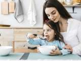 Artykuły: Prawda czy mit? 6 zdań matki na temat jedzenia, które nie były do końca prawdziwe