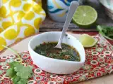 Artykuły: Chimichurri, argentyński sos, który zasługuje na swoje miejsce podczas grillowania: składniki i trzy wskazówki, jak go dobrze przygotować