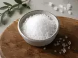 Artykuły: Sól drobnoziarnista, sól „fleur de sel”, sól różowa czy sól jodowana: jak wybrać odpowiednią sól do gotowania w domu?