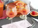 Przepis Różowa sangria z różowym winem