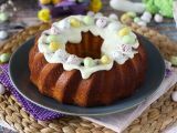 Przepis Wielkanocne ciasto bundt z cytryną i białą czekoladą
