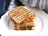Przepis Panini z chorizo i serem emmental