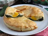 przepis Ciasto ze szpinakiem, ricottą i jajkiem - włoska torta pasqualina