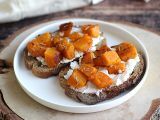 Przepis Kanapki z ricottą i dynią butternut oraz jajkiem