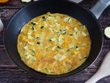 Przepis Omlet z papryką i cukinią
